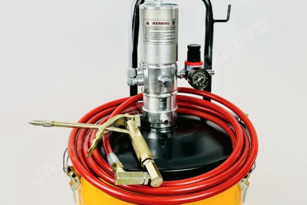 3.จุดเด่น-ถังอัดจาระบี รุ่น HL-840L