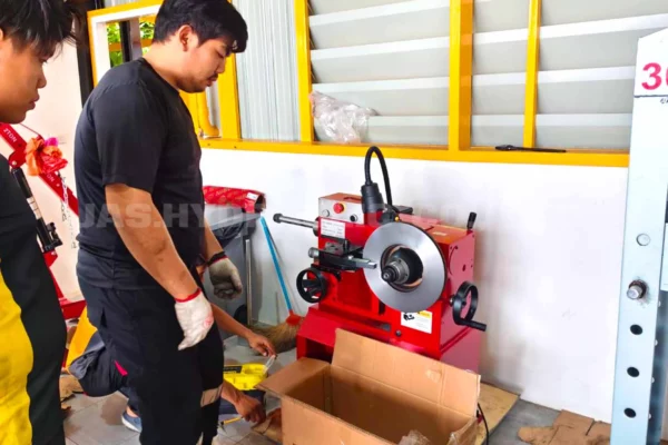 5.รีวิว-เครื่องเจียรจานเบรค (รุ่น T8445A)