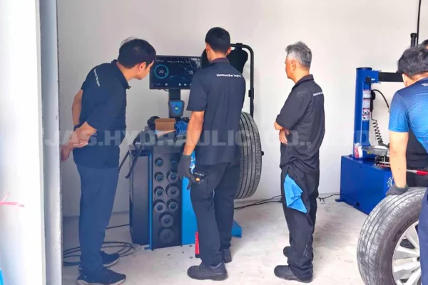 8.รีวิว-เครื่องถ่วงล้อ (รุ่น 90BS)
