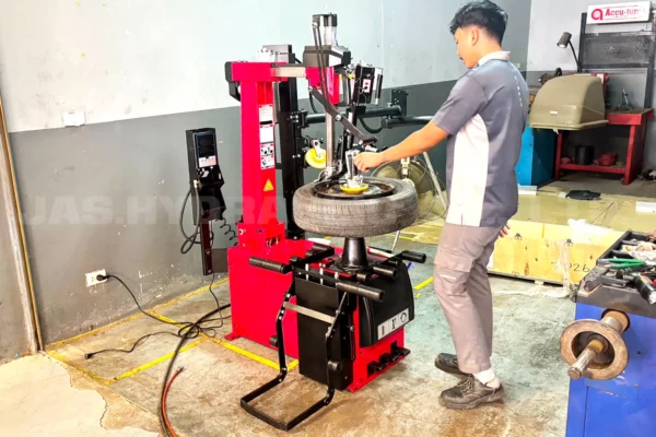 3.4รีวิว-เครื่องถอดยางล็อกลม รุ่น 680B